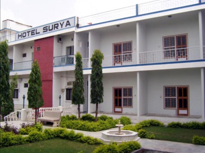 Hotel Surya Khajurāho Buitenkant foto