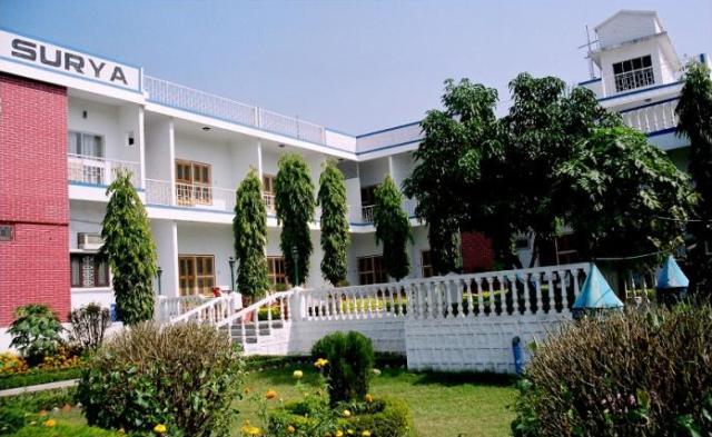 Hotel Surya Khajurāho Buitenkant foto