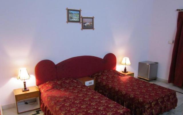 Hotel Surya Khajurāho Kamer foto